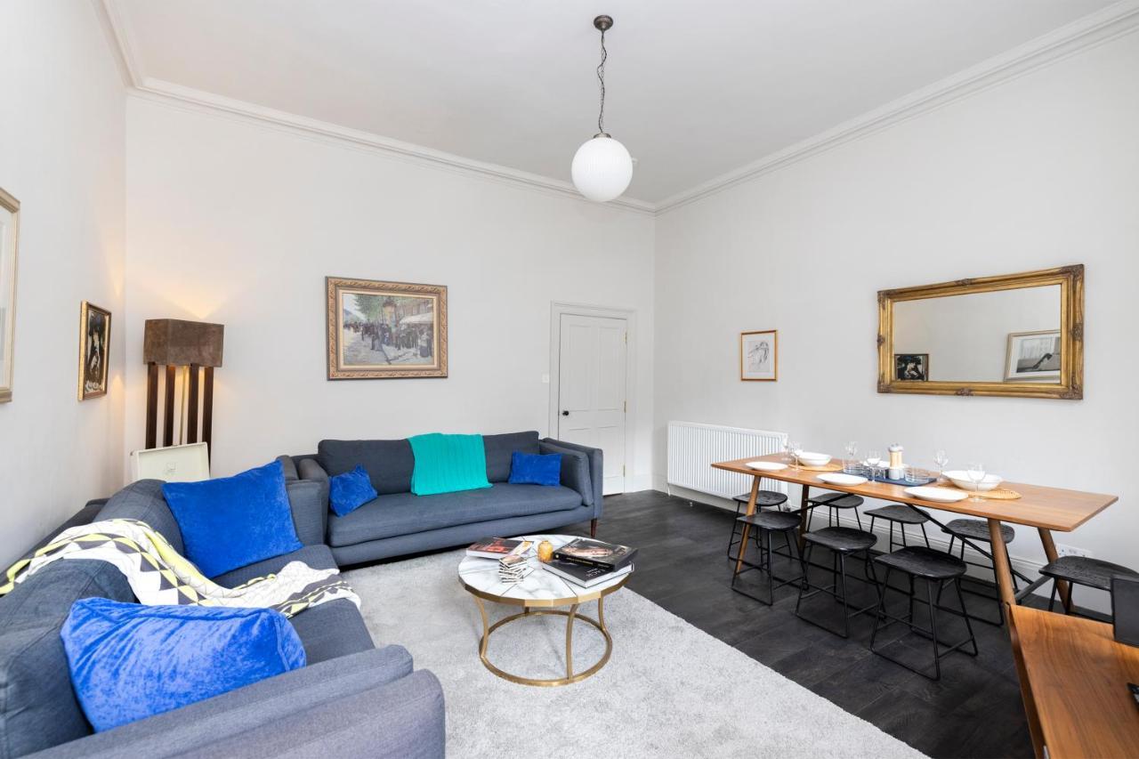 Joivy Sophisticated Apt Near Edinburgh Castle ภายนอก รูปภาพ
