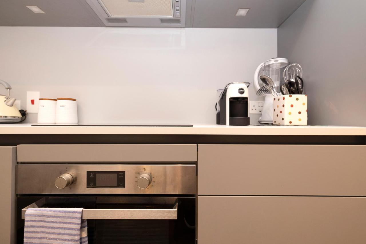 Joivy Sophisticated Apt Near Edinburgh Castle ภายนอก รูปภาพ