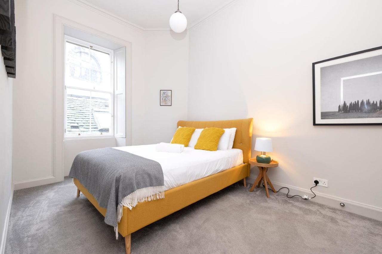 Joivy Sophisticated Apt Near Edinburgh Castle ภายนอก รูปภาพ